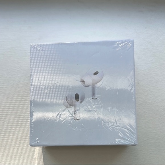 Apple White Wireless Earbud HeadphonesAirpods Pro